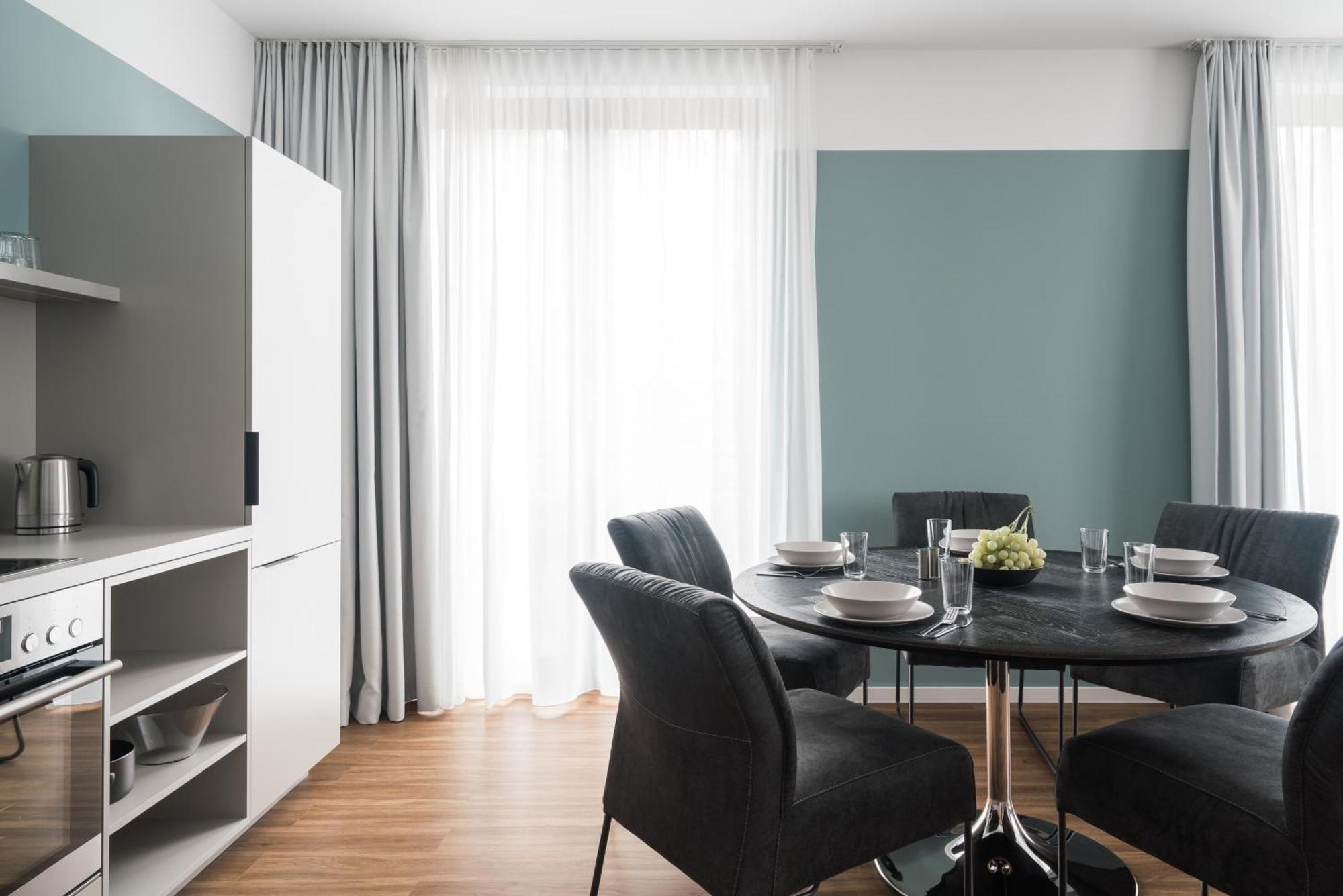 Velotel Hotel 4*