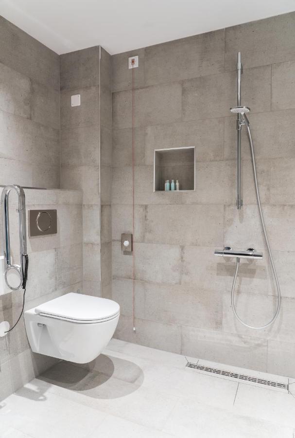 Velotel Hotel 4*